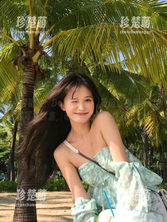 不容错过！Dami(퀸다미)圣诞雪夜锦礼免费写真合集，带你感受节日魅力！.txt