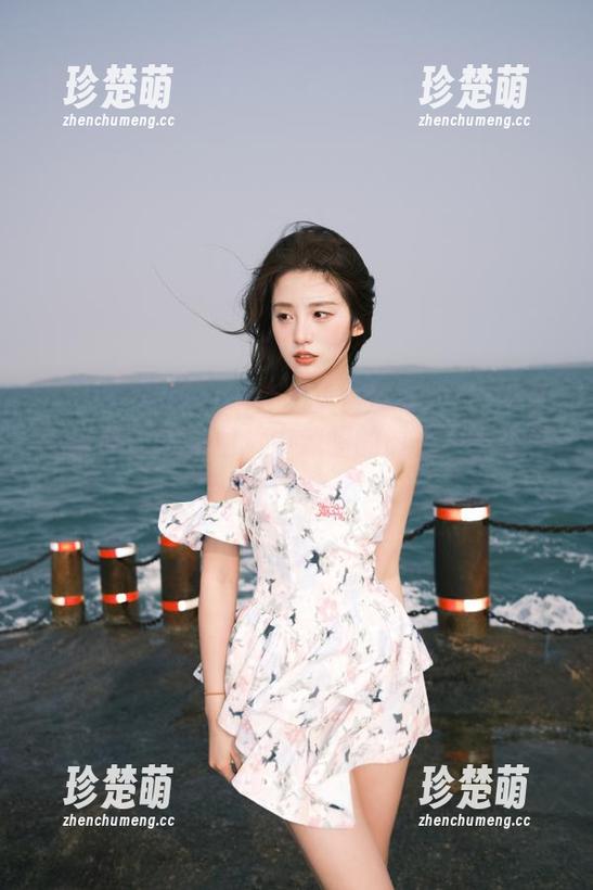 Feilin嗲囡囡-王婉悠Queen Feilin嗲囡囡 - 体验王婉悠Queen兔女郎写真艺术,图片中流露的时光与情感交融!.txt
