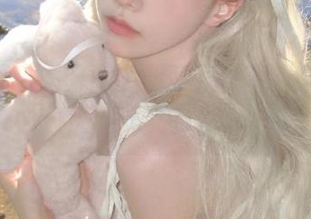 GIRLT果团网 – 在线浏览黄歆苑的粉色写真,发现新一季的时尚潮流.txt