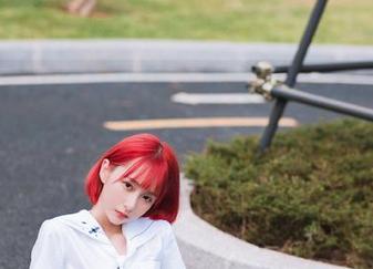 MFStar模范学院 – 夏笑笑Summer温柔瞬间精选:探寻她灵动气息的美丽写真合集.txt