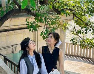 MFStar模范学院 – 李颖煊baby的粉色时光:分享她的美图,让你感受生活的温柔.txt