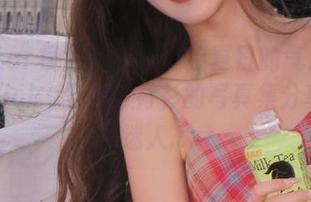 MFStar模范学院 – 捕捉夏日的气息:白子嫣nicky与她白衬衫的写真集分享,清新迷人.txt