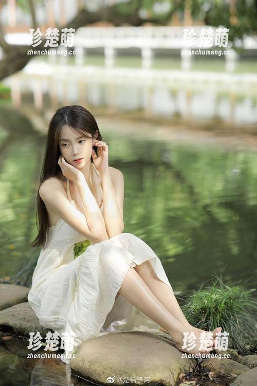 MTMeng模特联盟-李梓熙 MTMeng模特联盟 - 探秘李梓熙黑丝写真全集,细腻作品展现她的风情.txt
