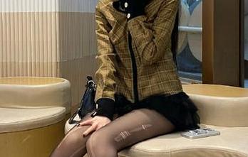 暖心居家妹妹私拍作品，喵糖映画为你带来无尽欢乐！.txt