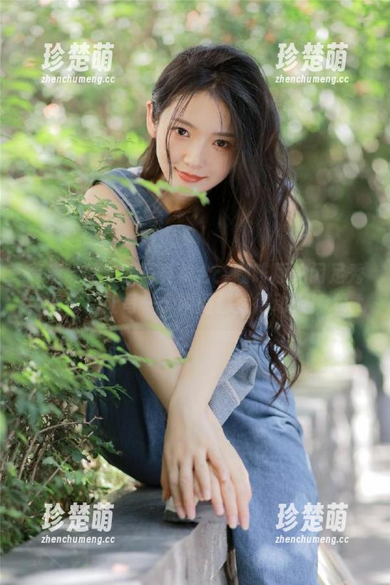 MussGirl慕丝女郎 高清慕丝女郎写真集合:咖啡厅休闲足秀,下载后让每一个瞬间都变得动人!.txt