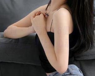 PDL潘多拉 – 舞动的K8傲娇萌萌：专属美足套图合集让你心动不已.txt