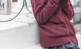 SSA丝社 – 瑶瑶眼镜写真之定制篇，描绘出女性的自信与优雅.txt