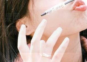 UGirls尤果网 – 乔依琳吊带写真高清图库,感受她清新自然的风格与生命的活力.txt