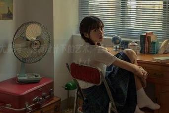 UGirls尤果网 – 定制设计下的艺术：孟狐狸内衣写真呈现女性魅力.txt