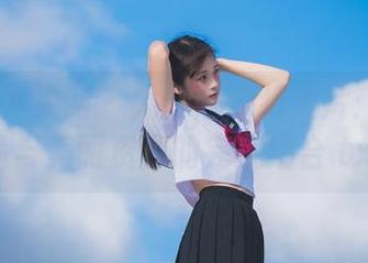 UGirls尤果网 – 尤娜娜泳装大片：精致作品与美丽资源的完美结合.txt