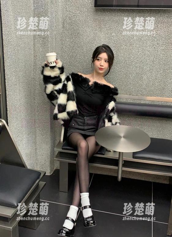 UGirls尤果网-王瑞儿 UGirls尤果网 - 王瑞儿的油亮魅力:视觉盛宴的写真图片,唤醒你的感官.txt