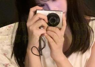 UGirls尤果网 – 不看后悔，韩安琪连体衣写真分享中的奇葩造型图片！.txt