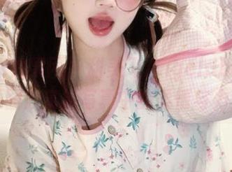 UGirls尤果网 – 甜美飞Angelababy秘书:原图欣赏她写真中的柔情与力量.txt