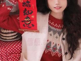 XIAOYU语画界 – 清新写真：芝芝Booty与秘书之间的甜美瞬间，照片讲述无声的情感.txt