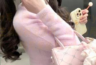 Xiuren秀人网 – 获取免费Betty林子欣裤里丝主题的高清图片，感受时尚与艺术的完美结合.txt