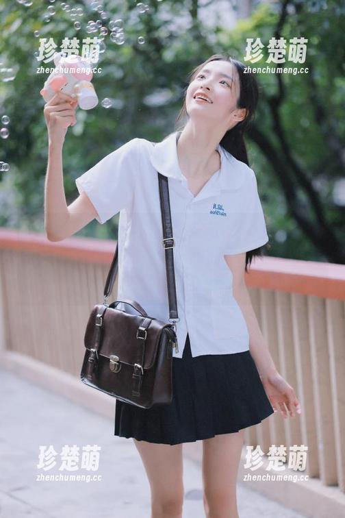 Xiuren秀人网-FoxYini孟狐狸 Xiuren秀人网 - 独家发布:FoxYini孟狐狸制服作品集,带你领略不一样的视觉资源盛宴.txt