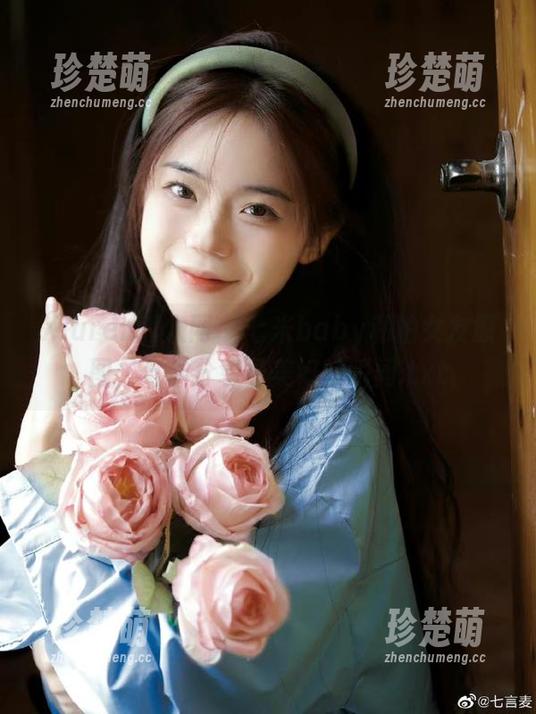 Xiuren秀人网-七米baby Xiuren秀人网 - 七米baby私拍女友原图,与你分享最美好的瞬间.txt
