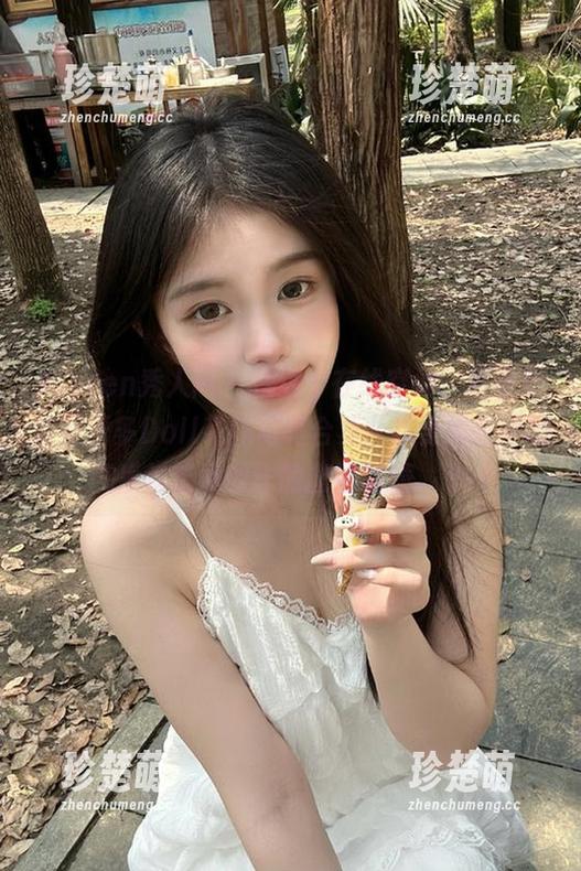 Xiuren秀人网 - 在这个在线空间，尽情欣赏养乐多Doll花嫁写真合集，感受她独特的气质与艺术创作的激情碰撞。.txt