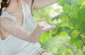 Xiuren秀人网 – 感受千夜未来的圣诞气息:一本融合美丽与温情的写真图册.txt