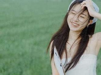Xiuren秀人网 – 图聚：周于希Sally泳装写真风格，超赞图片下载，让你感受海滩魅力！.txt