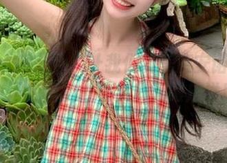 Xiuren秀人网 – 让我们赞美唐安诺的棉袜艺术，网盘里的合集笑料无限放送！.txt