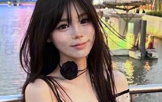 Xiuren秀人网 – 重磅推出！喵喵JOJO的最新图包，笑一笑美足写真，绝对让你开怀大笑！.txt