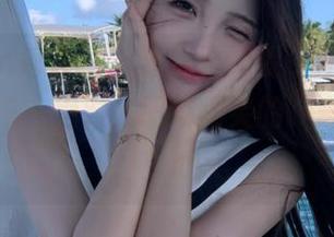 Xiuren秀人网 – 最新夏诗雯Sally的办公室图集,绝对是职场搞笑的“奇幻之旅”!.txt