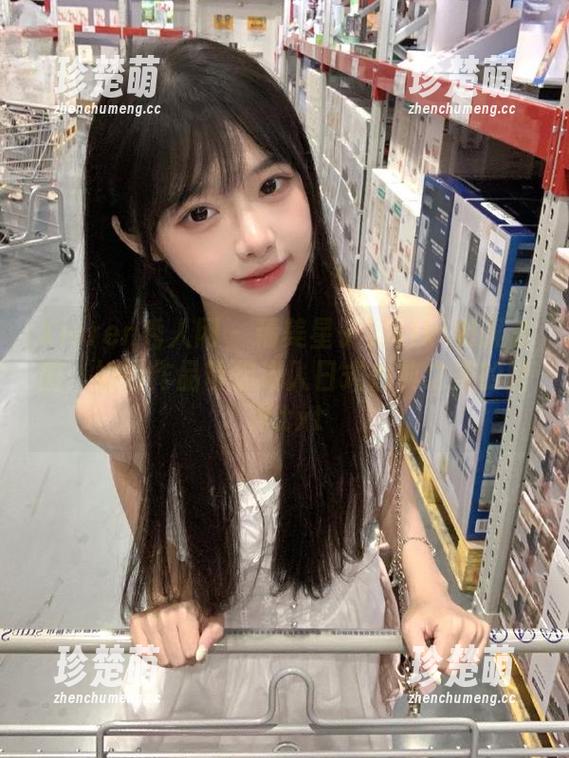 Xiuren秀人网 - 精美星子柒kiki和服套图：她的作品带你进入日式古典之美的世界.txt
