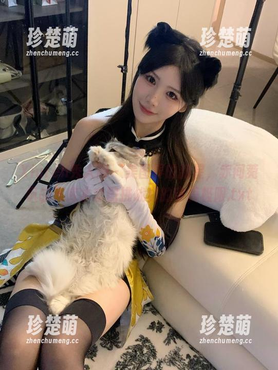 Xiuren秀人网 - 美图界的新星，赤间菀枫的死库水套图挑战你的审美极限.txt
