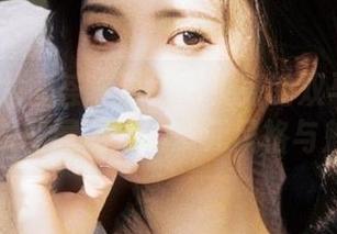 YouMi尤蜜荟 – little贝壳的双马尾写真集：以原图展现她的多元风格与魅力.txt