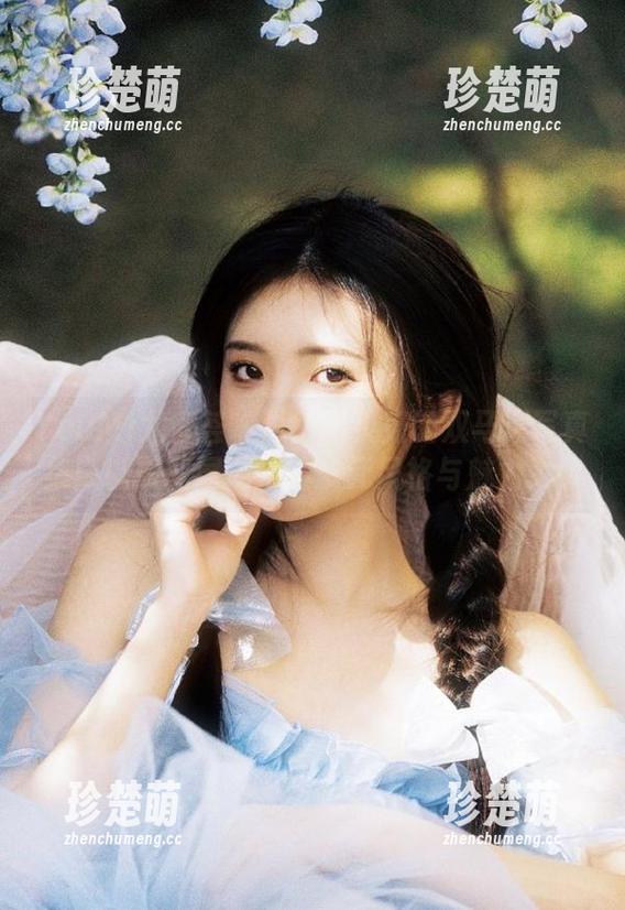 YouMi尤蜜荟-little贝壳 YouMi尤蜜荟 - little贝壳的双马尾写真集:以原图展现她的多元风格与魅力.txt
