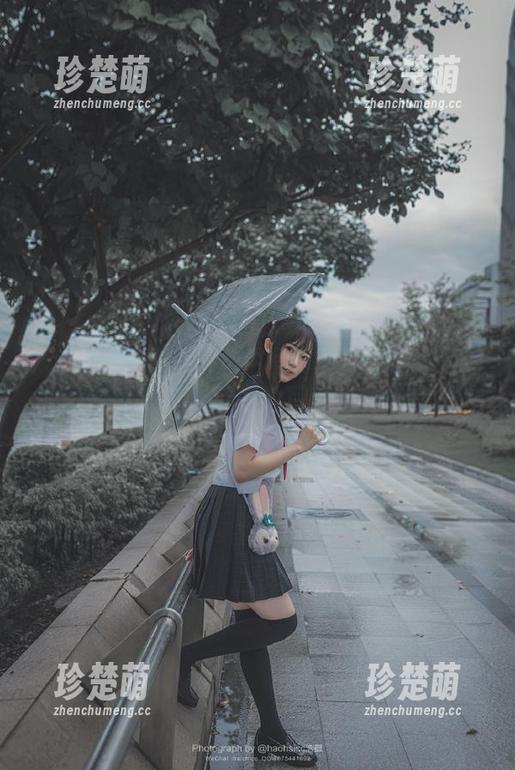 YouMi尤蜜荟 - 奶牛写真合集：周妍希带你领略田园风光的写真魅力.txt