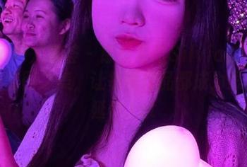 YouMi尤蜜荟 – 感受易阳Silvia的黑白写真套图之美，让每幅作品都成为思想的延伸.txt