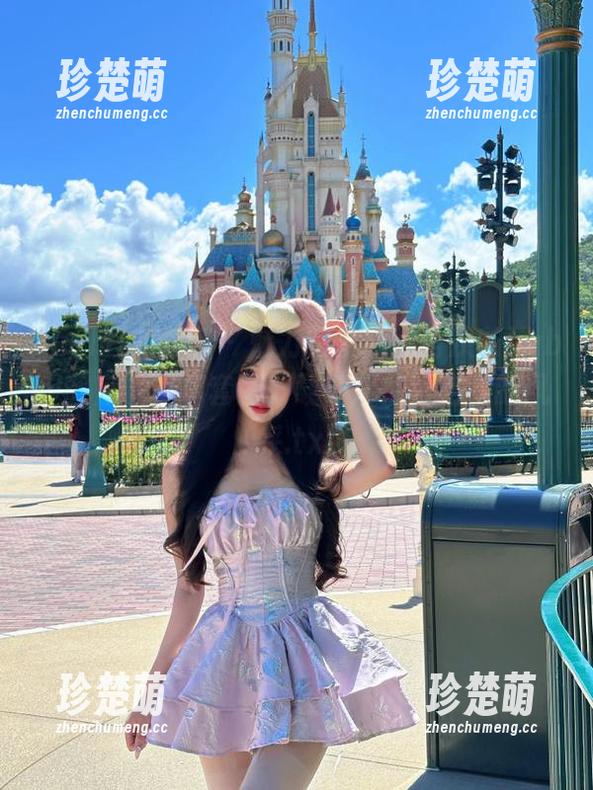 YouMi尤蜜荟-萌汉药baby YouMi尤蜜荟 - 魅力四射的“萌汉药baby教室”写真套图下载,尽情领略她的风采.txt