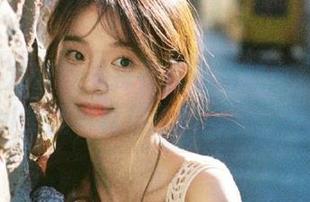 YouMi尤蜜荟 – 探寻优雅的魅力，葛征Model美腿写真精选美图走一遭.txt