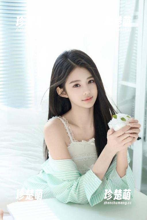 beautyleg-Avy beautyleg - 不容错过的Avy厨娘最新作品,色香味俱全的视觉盛宴!.txt