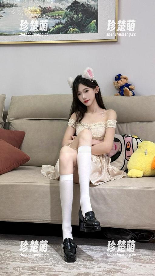 beautyleg-Cindy beautyleg - Cindy私拍裸足照片合集:一双脚印带你走进她的世界.txt