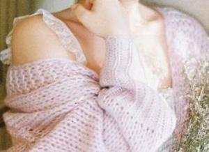 beautyleg – 不容错过的最新Iris女友套图，重温爱的每个瞬间.txt
