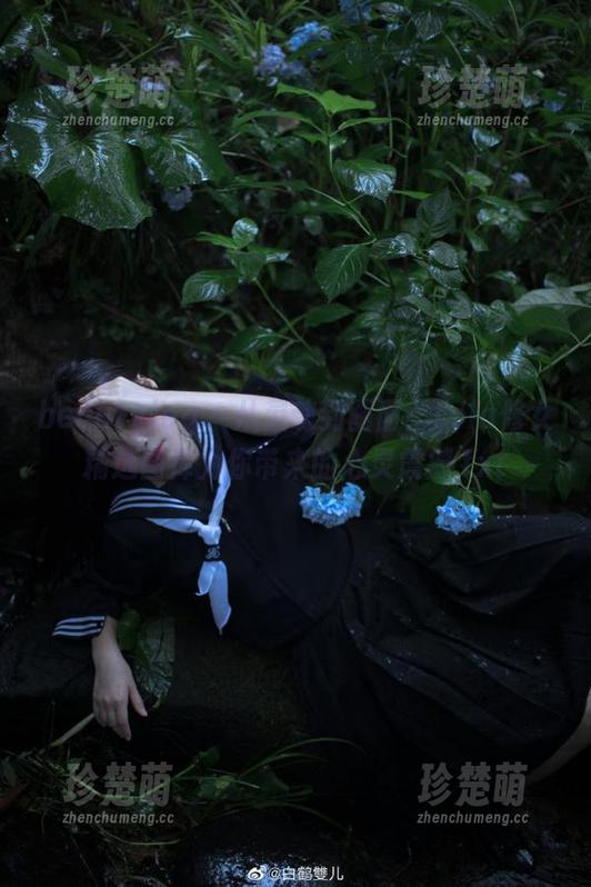 beautyleg - 从灵魂到画面：Lola修女精选图库为你带来的心灵震撼.txt