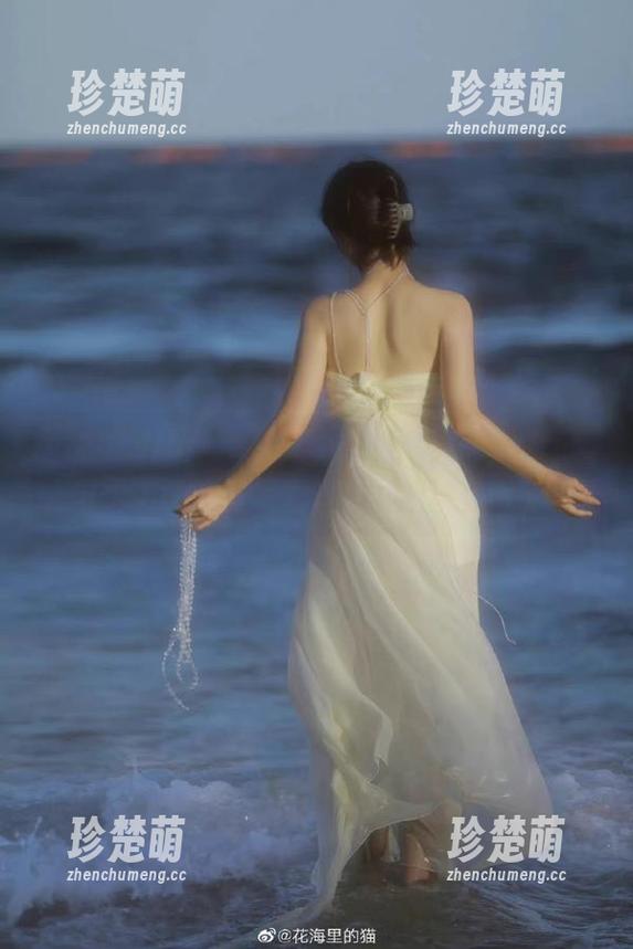 beautyleg - 定制专属你的美丽瞬间，Queenie蕾丝写真图片欣赏指南.txt