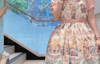 beautyleg – 走进Tina女友无圣光世界：揭开图集中的芬芳与生命之美.txt