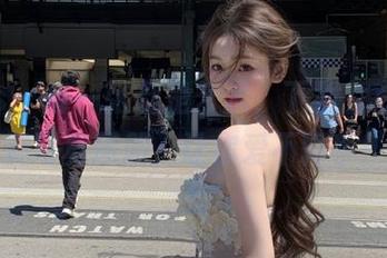 pans – 每一张都是艺术，下载兰心女孩的免费写真图册，让你爱不释手！.txt