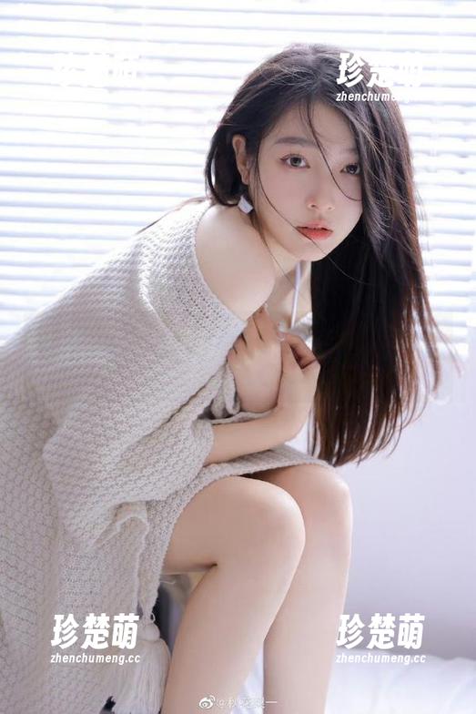 pans-小青 pans - 精致小青内衣写真,图片中透露着她的生活态度与优雅气质.txt