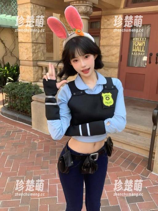 pans - 探索微妮网袜的独特魅力，绝美写真原图合集一次看个够！.txt