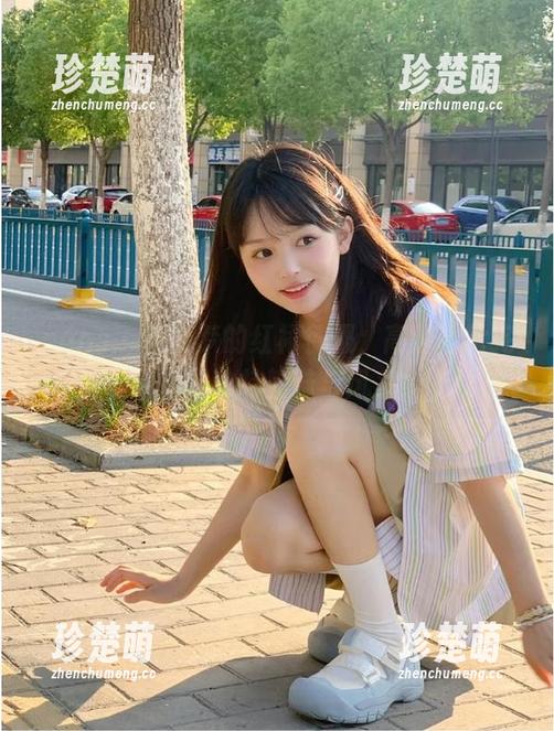 pans-梦梦 pans - 被梦梦的红裙征服,高清图片完美呈现她的独特韵味与风采!.txt