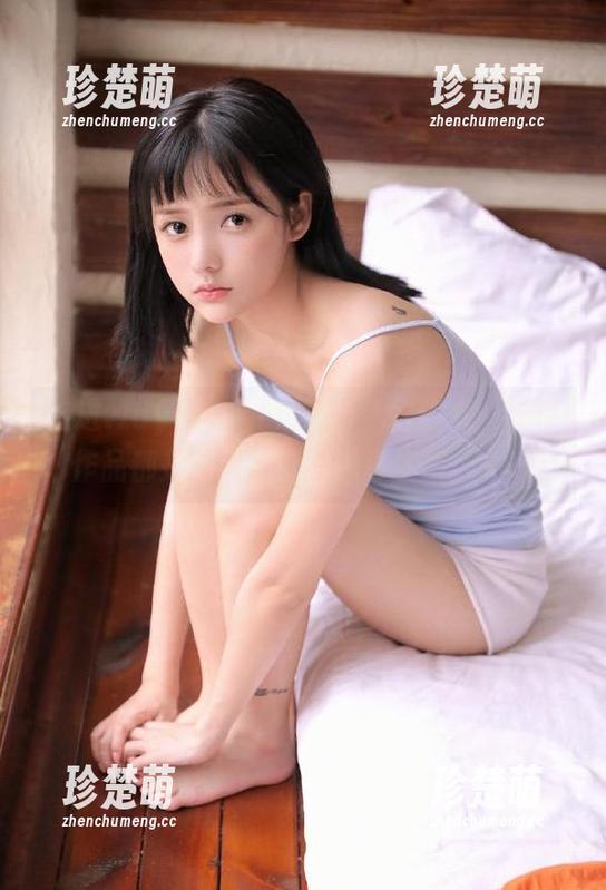 走进wuyo(우요)女神的私房艺术：每件作品都是她内心世界的真实写照.txt