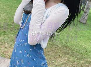 最新写真大放送：七月喵子学姐的经典收藏与分享时刻！.txt
