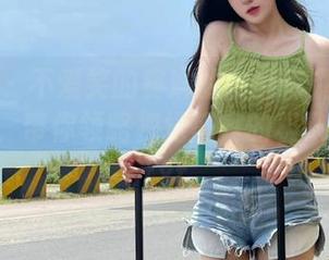 微密圈 – 不爱笑的赛琳的性感传说：美图与照片，带你领略视觉盛宴的极致享受！.txt
