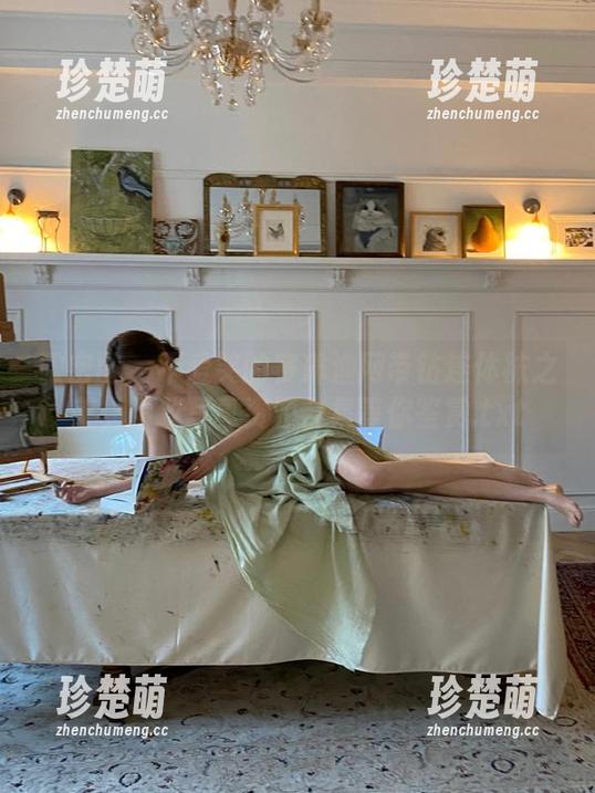 不爱笑的赛琳 微密圈 - 不爱笑的赛琳渔网带钻连体袜之美,精致写真资源合集等你鉴赏.txt