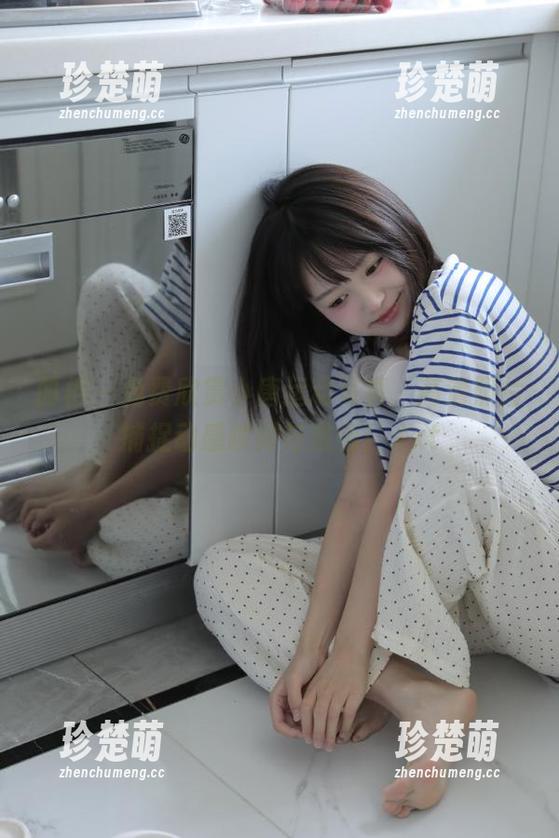 丽柜-小唐 丽柜 - 免费欣赏小唐运动写真,高清照片捕捉动感瞬间与激情!.txt